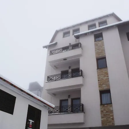 Milmari Friends And Family קופאוניק